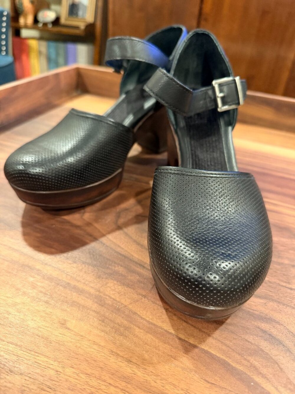 b.o.c. by Born Mary Jane Heels, size 10